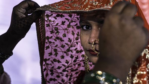 Более 2 тыс. мужчин в Индии попали под арест за браки с несовершеннолетними<br />

