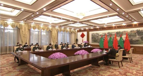 Китай и Туркменистан обещают углублять сотрудничество между армиями двух стран