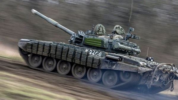 МК: У посольства РФ в Берлине 24 февраля установят подбитый российский T-72