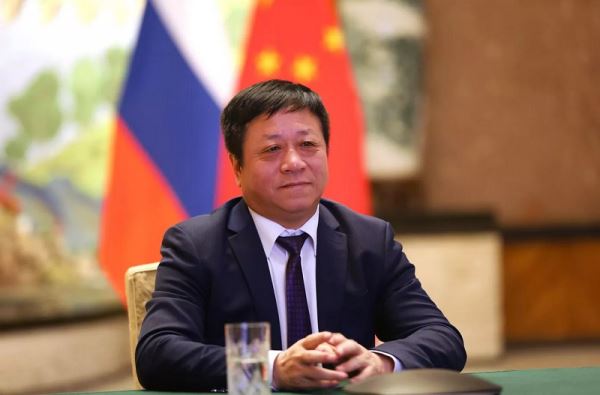 Россия и КНР готовы восстановить взаимные поездки граждан