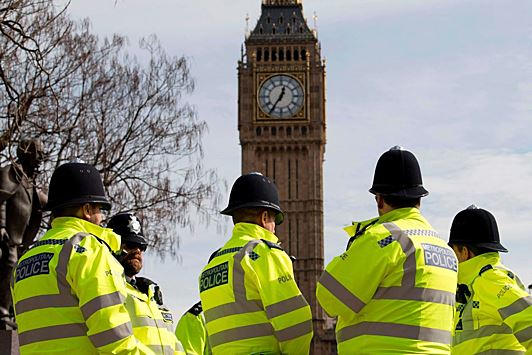 The Guardian: британская полиция насилует и убивает, проявляет расизм, но мало кто несет наказание