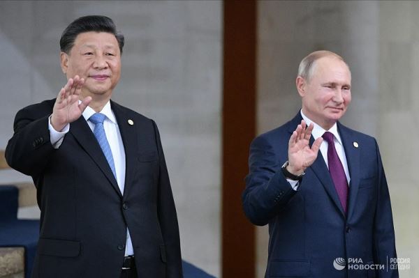 Владимир Путин сегодня пообщается по закрытой связи с председателем КНР