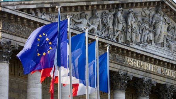 В МИД Франции выразили сожаление на фоне решения России о приостановке участия в ДСНВ